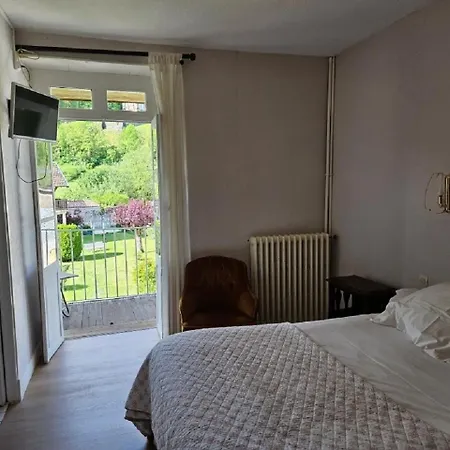 De La Poste Hotel Oust
