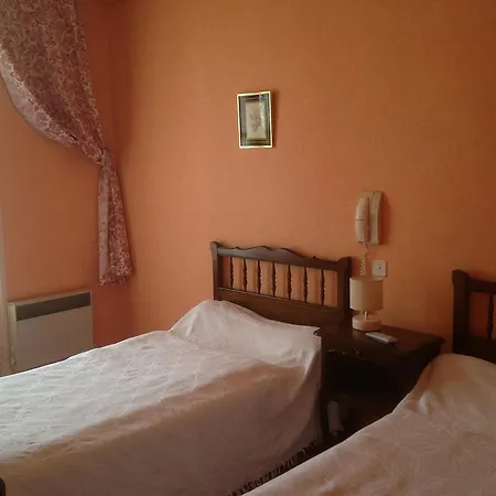 De La Poste Szálloda 2*