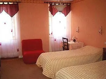 Szálloda De La Poste