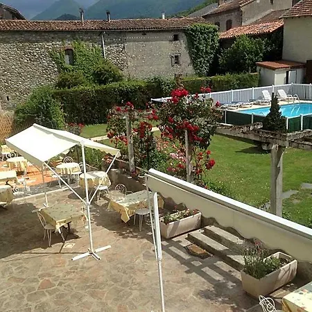 De La Poste Hotel Oust