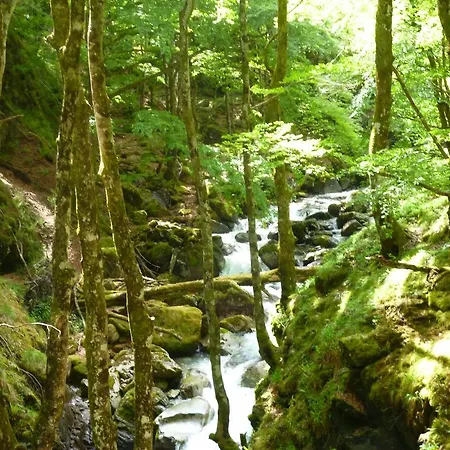 ホテル De La Poste Oust