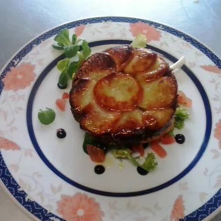 ホテル De La Poste Oust