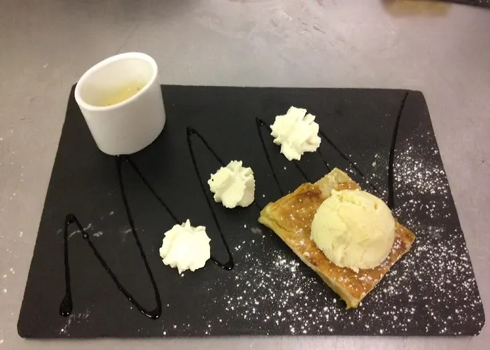 Hotel De La Poste Oust